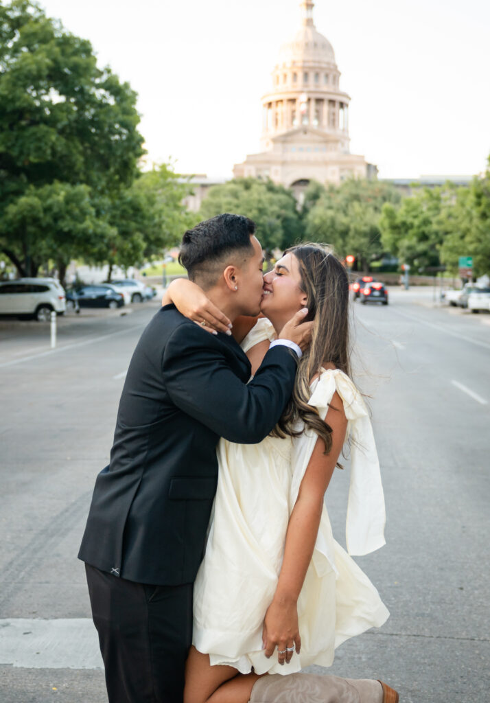 Courthouse Wedding in Austin, Austin Wedding Photographer