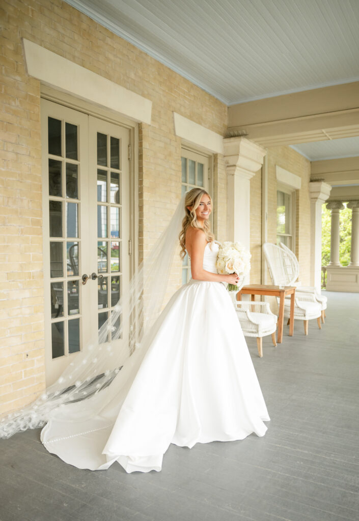 Elegant Hotel Ella Wedding, Austin Wedding Photographer, Allie Goodspeed Photo