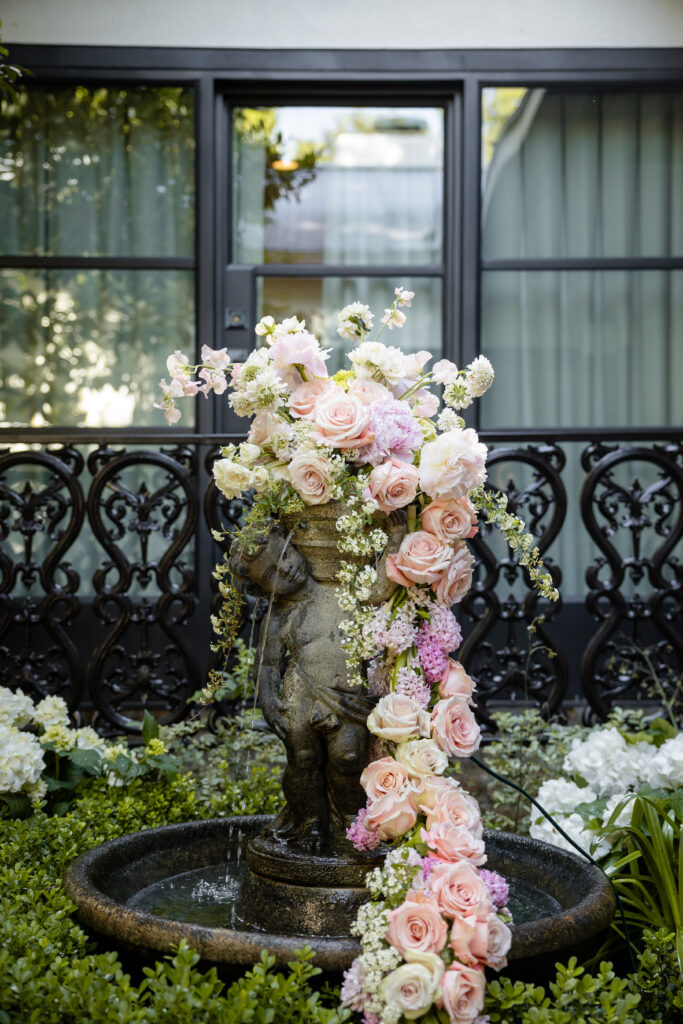 Austin Wedding Photographer, Allie Goodspeed Photo, Elegant Backyard Tarrytown Wedding