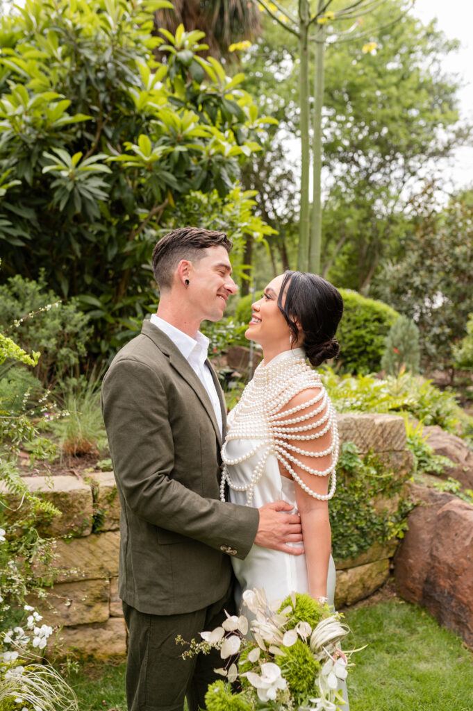 Austin Wedding Photographer, Top Austin Photo Locations, Hummingbird House