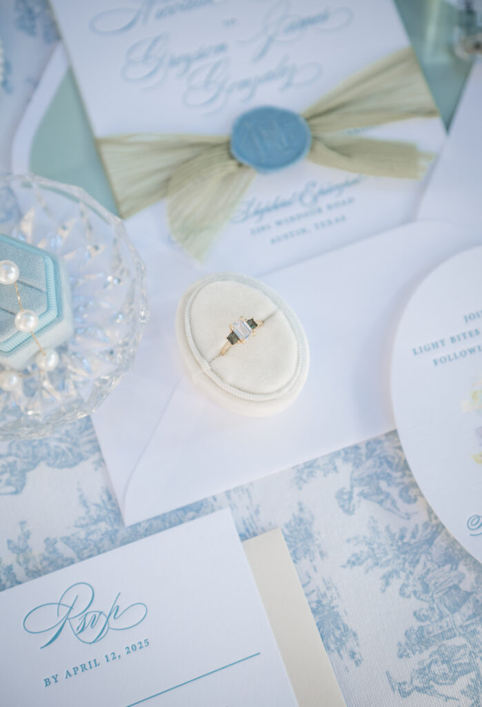 Austin Wedding Photographer, Allie Goodspeed Photo, Elegant Backyard Tarrytown Wedding