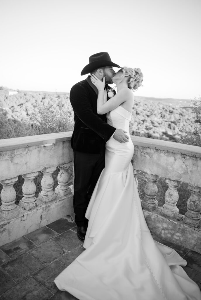 Austin Wedding Photographer, Allie Goodspeed Photo, Villa Antonia Wedding in Austin