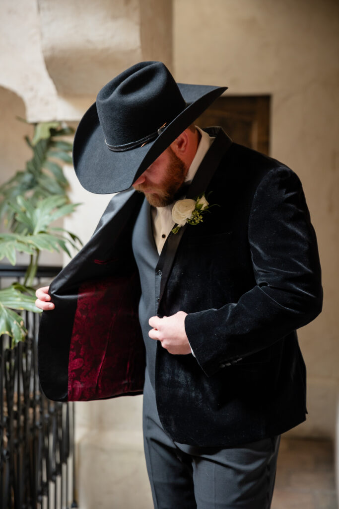 Austin Wedding Photographer, Allie Goodspeed Photo, Villa Antonia Wedding in Austin